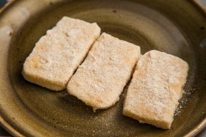 Gebratener Käsesalat