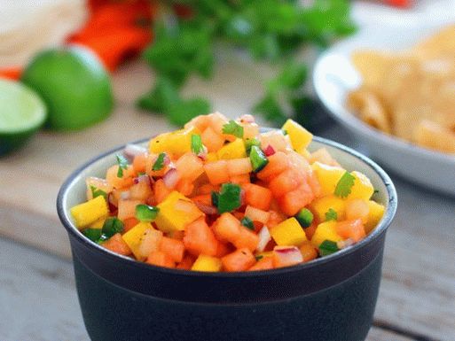 Foto von Mango und Papaya Salsa