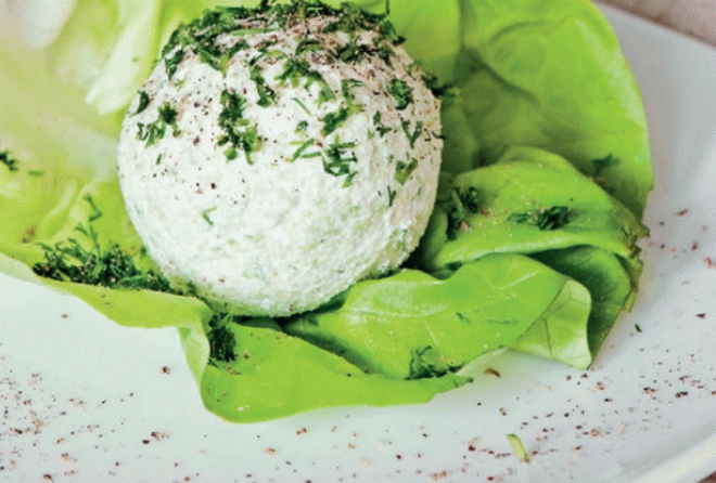 Käsebällchen mit Avocado