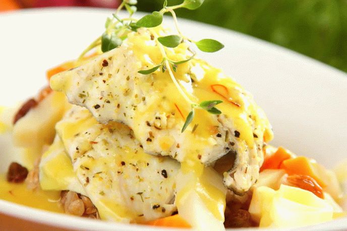 Hecht in Safransauce