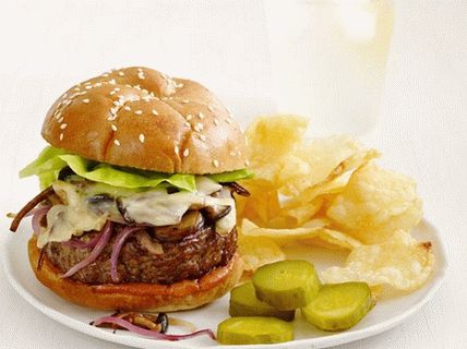 Foto Schweizer Burger mit Pilzen