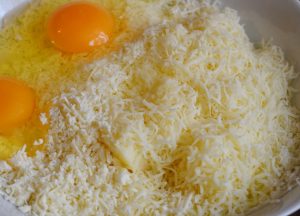 Käsebällchen