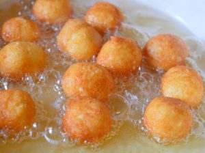 Käsebällchen