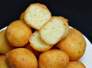 Käsebällchen
