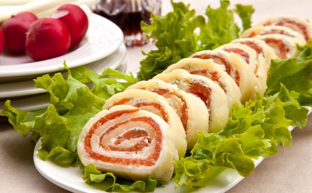 Käserolle mit Lachs