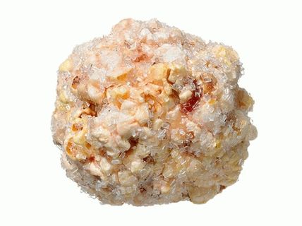 Foto-Popcorn-Pflaumenbällchen mit Zuckerstreuseln