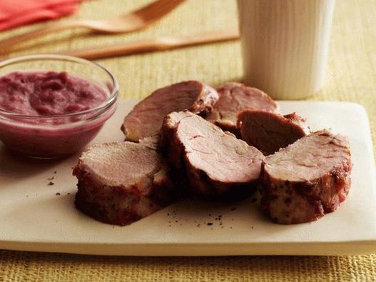 Photo Gegrilltes Schweinefilet mit Tequilasauce und Feigenkaktus