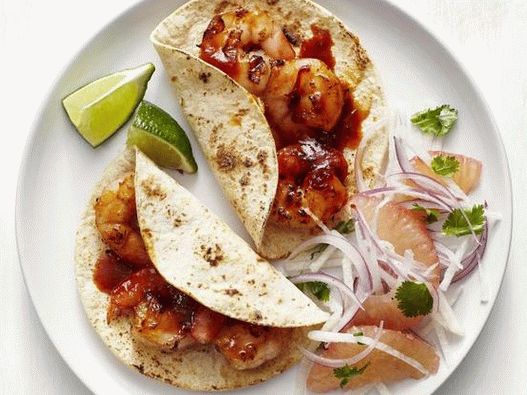 Foto von Tacos mit Garnelen und Grapefruitsalat