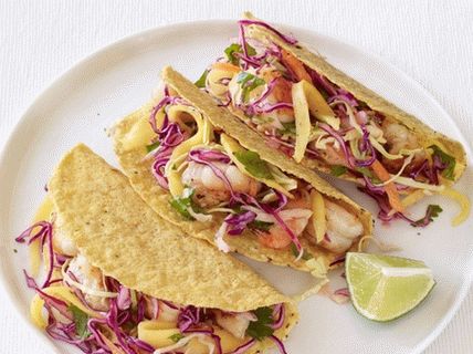 Foto von Tacos mit Garnelen-Kohl-Salat
