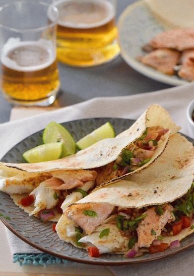 Foto von Tacos mit Heilbutt und Escabeche-Sauce