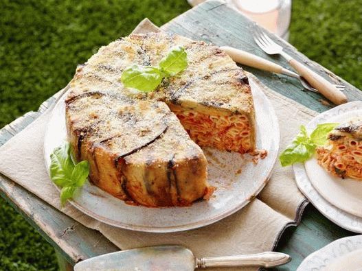 Foto von Auberginennudeln mit Timbal