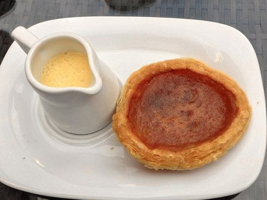 Foto traditioneller Bakewell Pudding