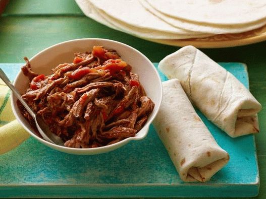 Foto von einem warmen Burrito für ein Picknick: Burritos de Machaka