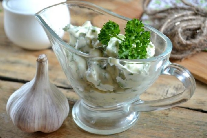 Grüne Knoblauchsauce