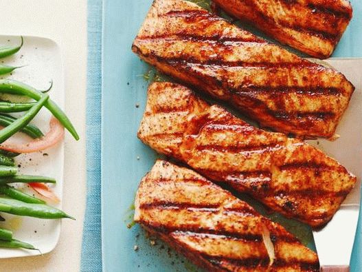 Foto Gegrillter Lachs mit einer süßen scharfen Kruste